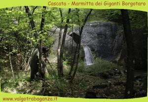 7 Cartolina  Val Taro Marmitta dei Giganti (6)