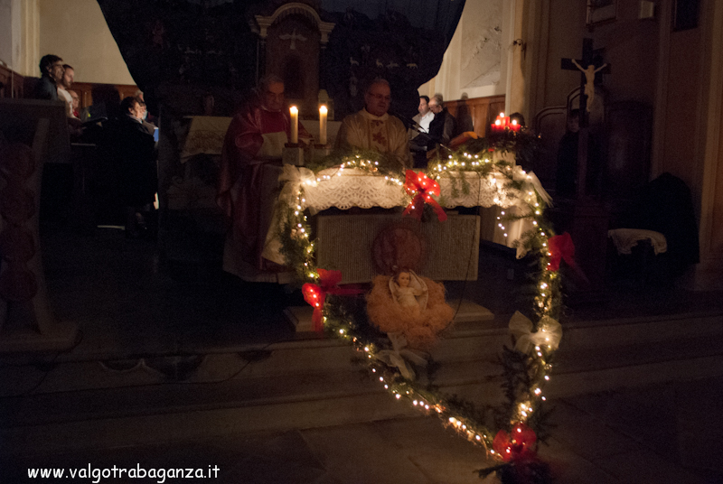 Notte Natale 2012 Groppo Albareto (115) Santa Messa
