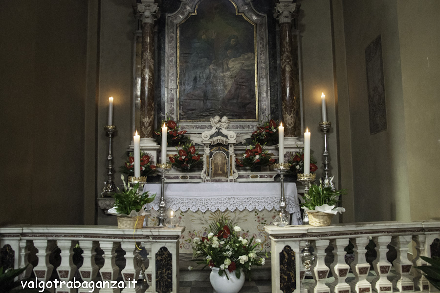 Sant’Antonino (112)  (PR) Altare reposizione