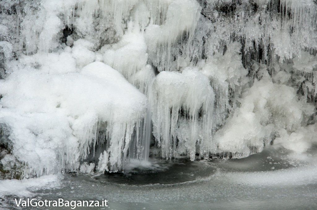 Cascata Monteroppo (119) ghiaccio