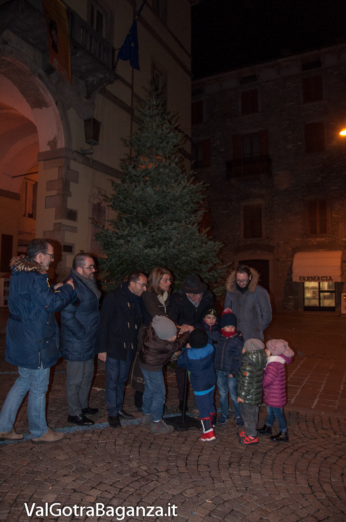 natale-borgotaro-143-luci